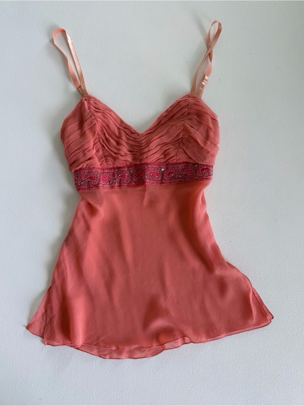 Bebe 100% Silk Peach Coral Ruched Cami Top
Beaded Trim Y2K - Picture 4 of 4